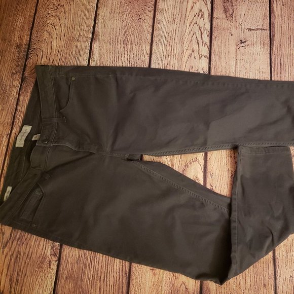 Calvin Klein Pants - CALVIN KLEIN ANKLE SKINNY GRAY JEANS 12 34X26